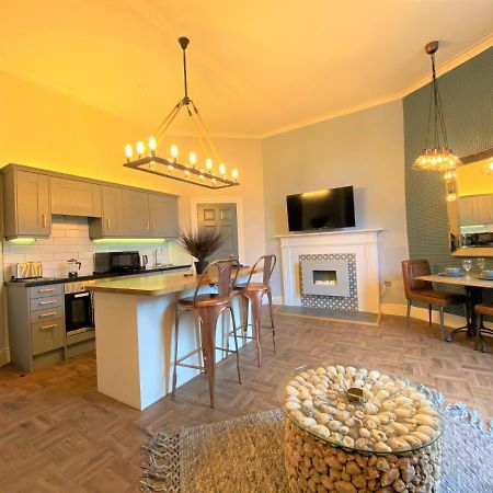 The Leeming At Claremont Apartments Лийдс Екстериор снимка