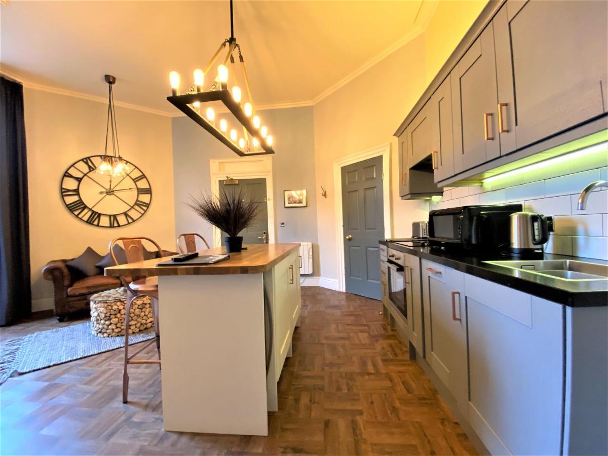 The Leeming At Claremont Apartments Лийдс Екстериор снимка
