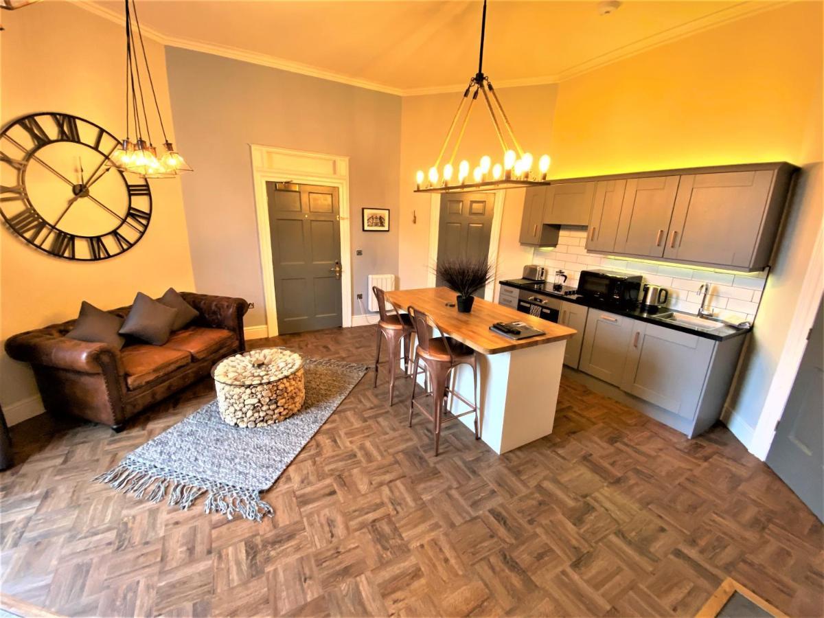The Leeming At Claremont Apartments Лийдс Екстериор снимка