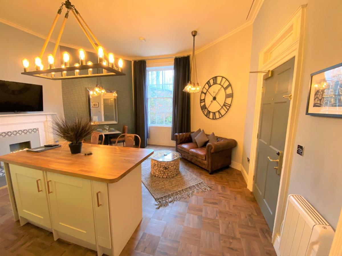 The Leeming At Claremont Apartments Лийдс Екстериор снимка